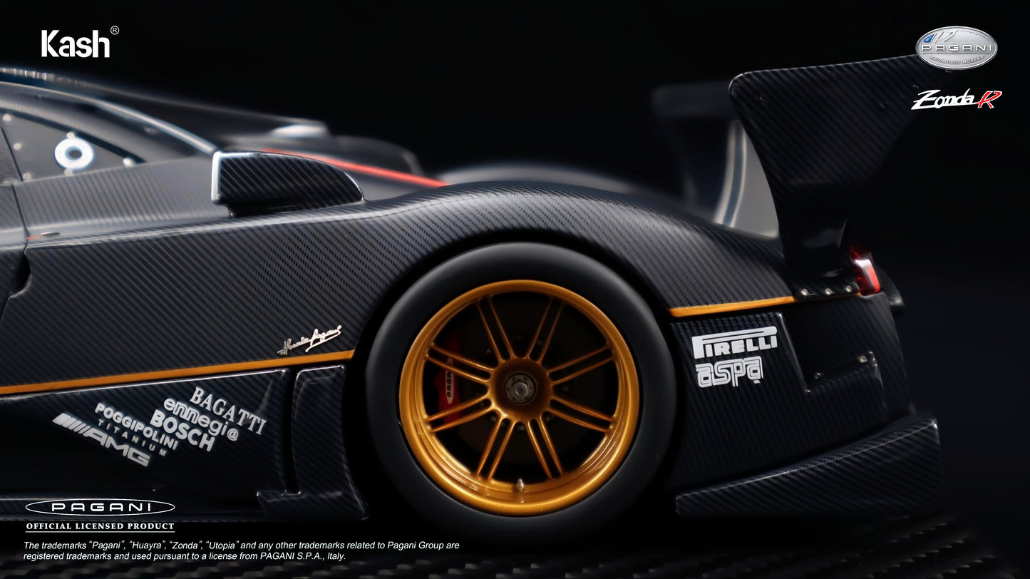 Kash Model 1/18 Pagani
Zonda R Carbon Fiber
Matt Black Limited
599pcs KPZR001