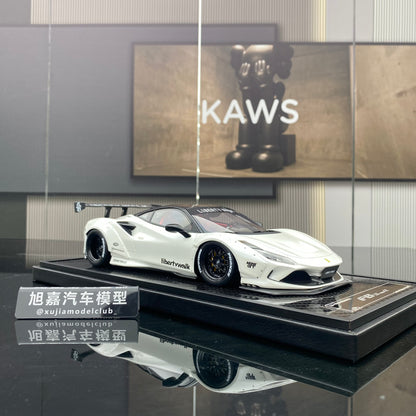 VIP 1/18 Ferrari F8 wide-body modified version simulation car model ornament gift