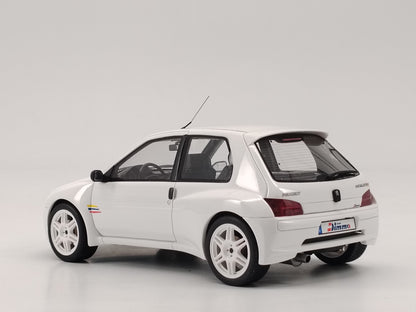 OTTO 1/18 Dongfeng Peugeot 106 MAXI/dimma white simulation car model ornaments