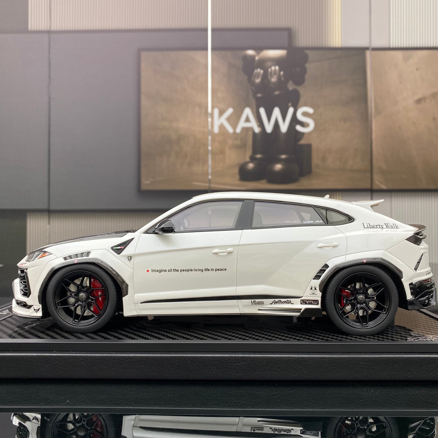 Vip Scale Models 1/18 Lamborghini URUS LBWK limited edition simulation resin car model
