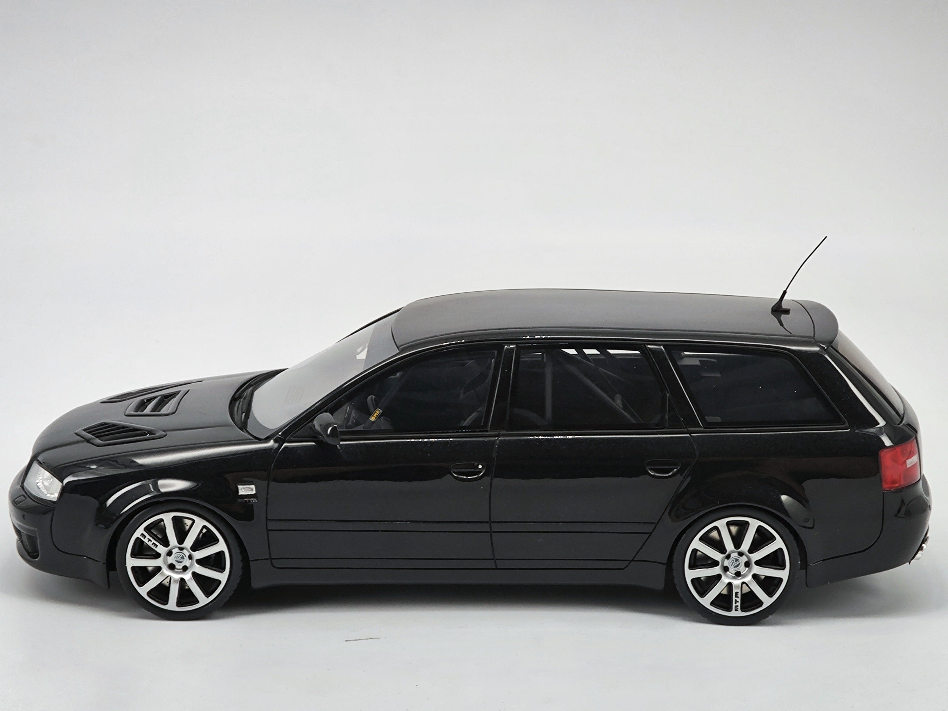 OTTO 1/18 Audi RS6 MTM resin sealed car model – Cigar Model Club