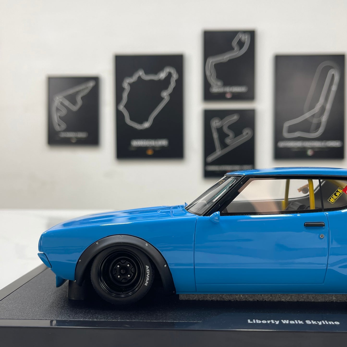OTTO 1/18 Nissan Skyline 2000 GT-R (KPGC110) by LB-Works - Blue (OT1210)