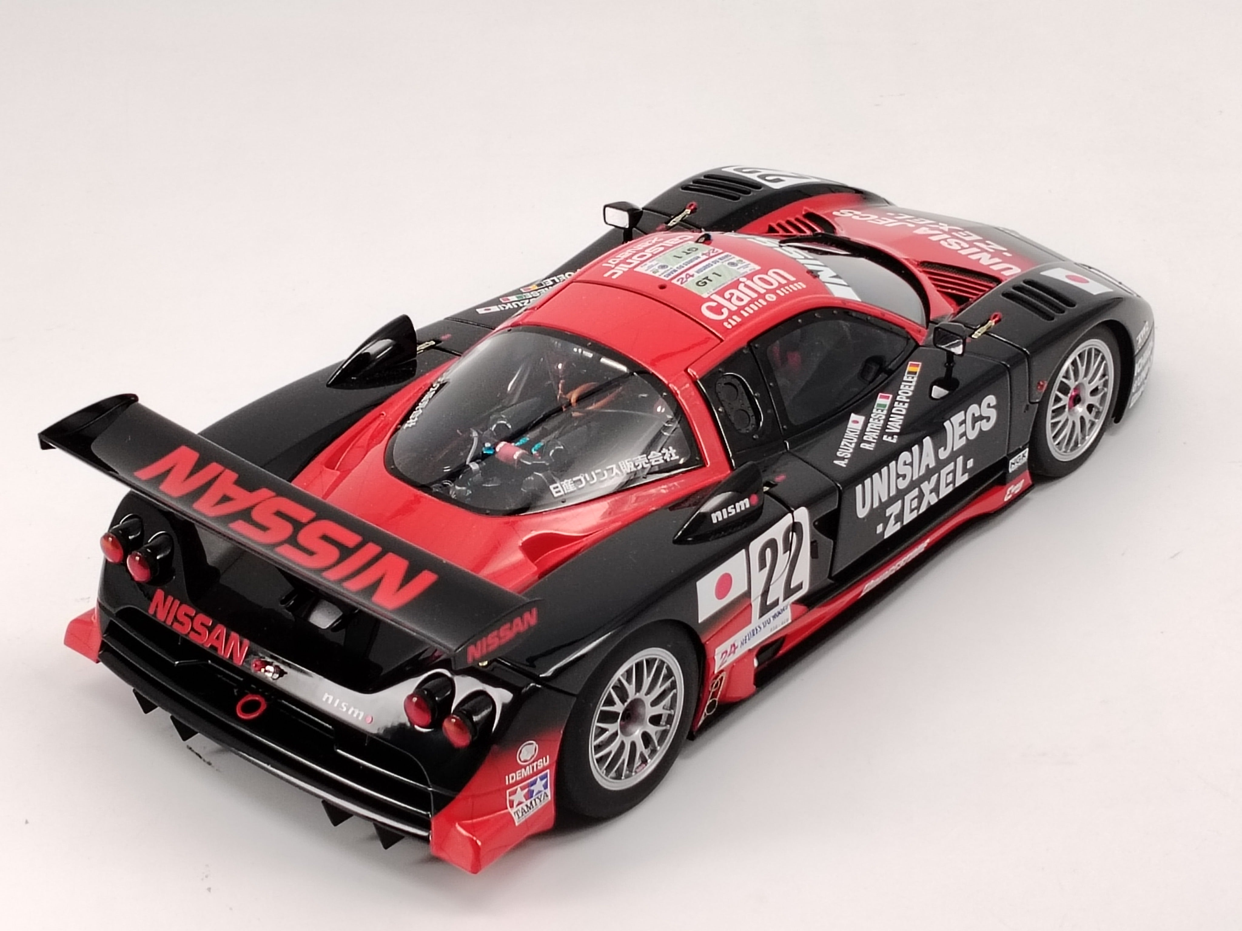 AUTO Art 1/18 Nissan R390 GT1 #22 LEMANS 1997 black AA218