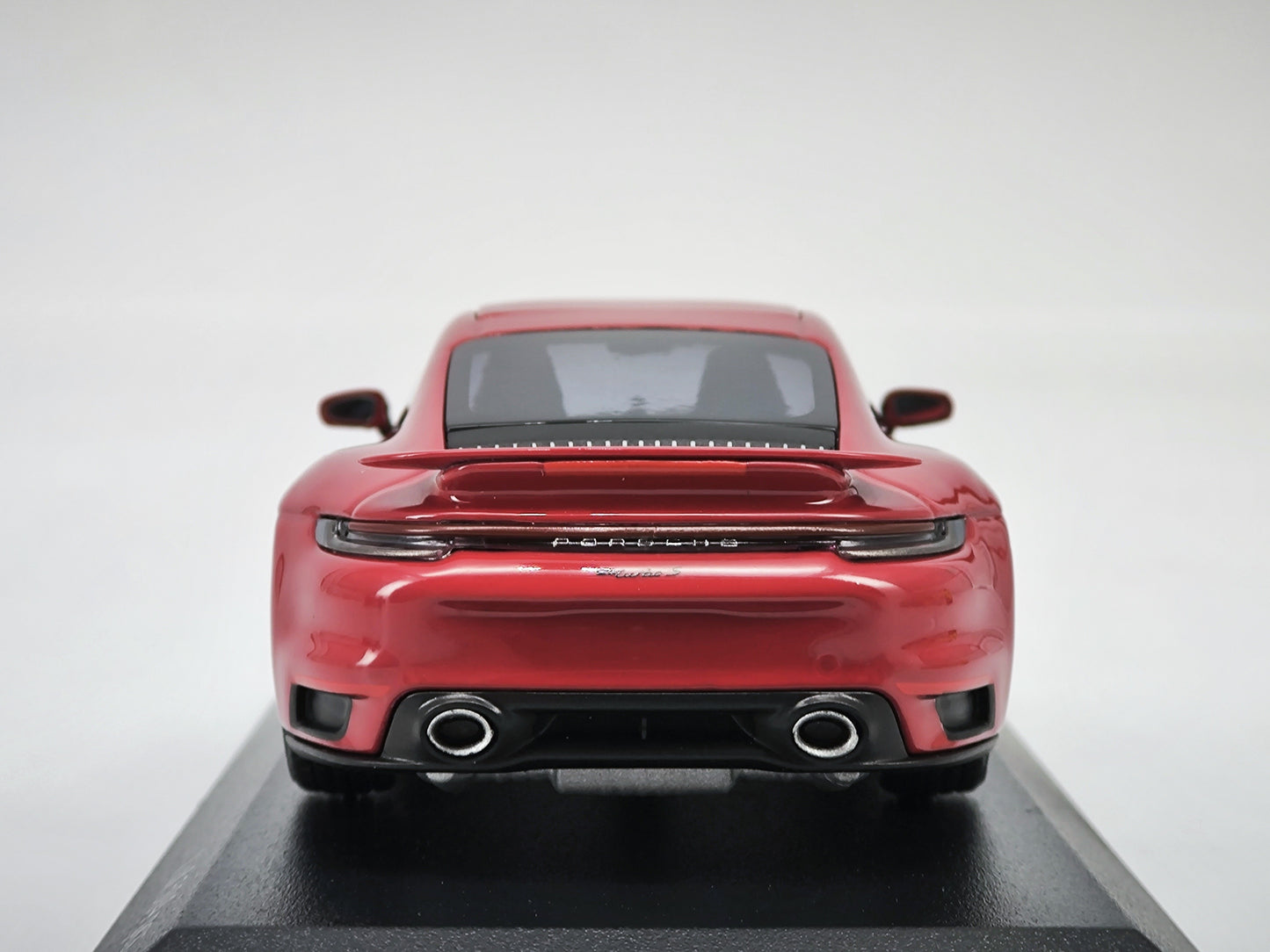 MINICHAMPS 1/43 Porsche 911 turbos alloy car model