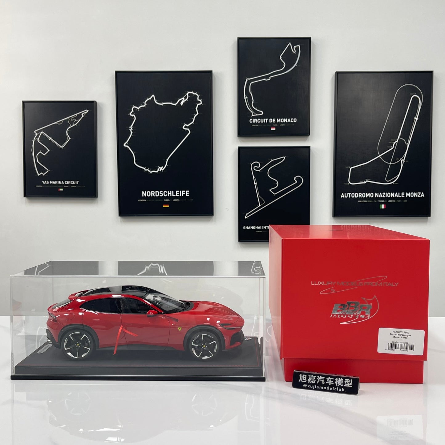 BBR 1/18 Ferrari Purosangue Leather Sole, Standard Red HE180052ADIE