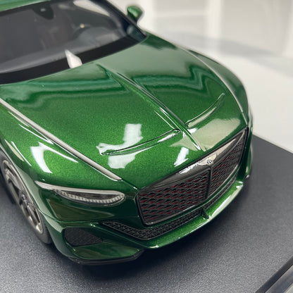 Topspeed 1/18 Bentley Batur Scarab Green TS0672