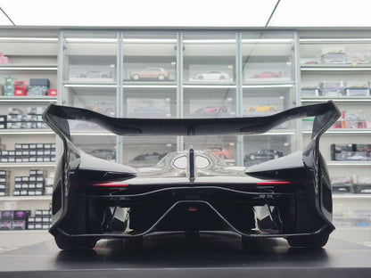 Amalgam 1/8 McLaren Ultimate Vision Gran Turismo - Signature Edition 24/91 DDJ059