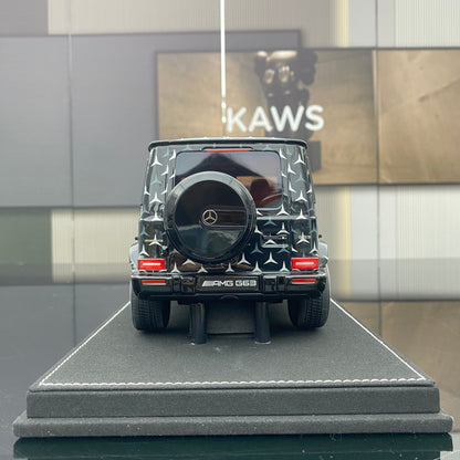 Vehicle Art 1/18 Mercedes-Benz AMG G63 Star Painting Resin Simulation Car Model Collection