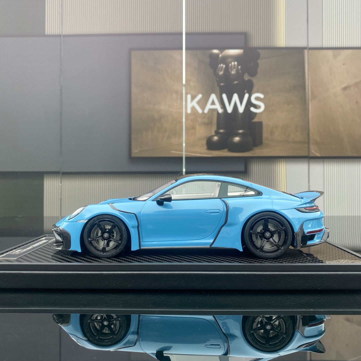 VIP 1/18  Porsche Porsche 911 Brabus Rocket 900R modified version simulation car model
