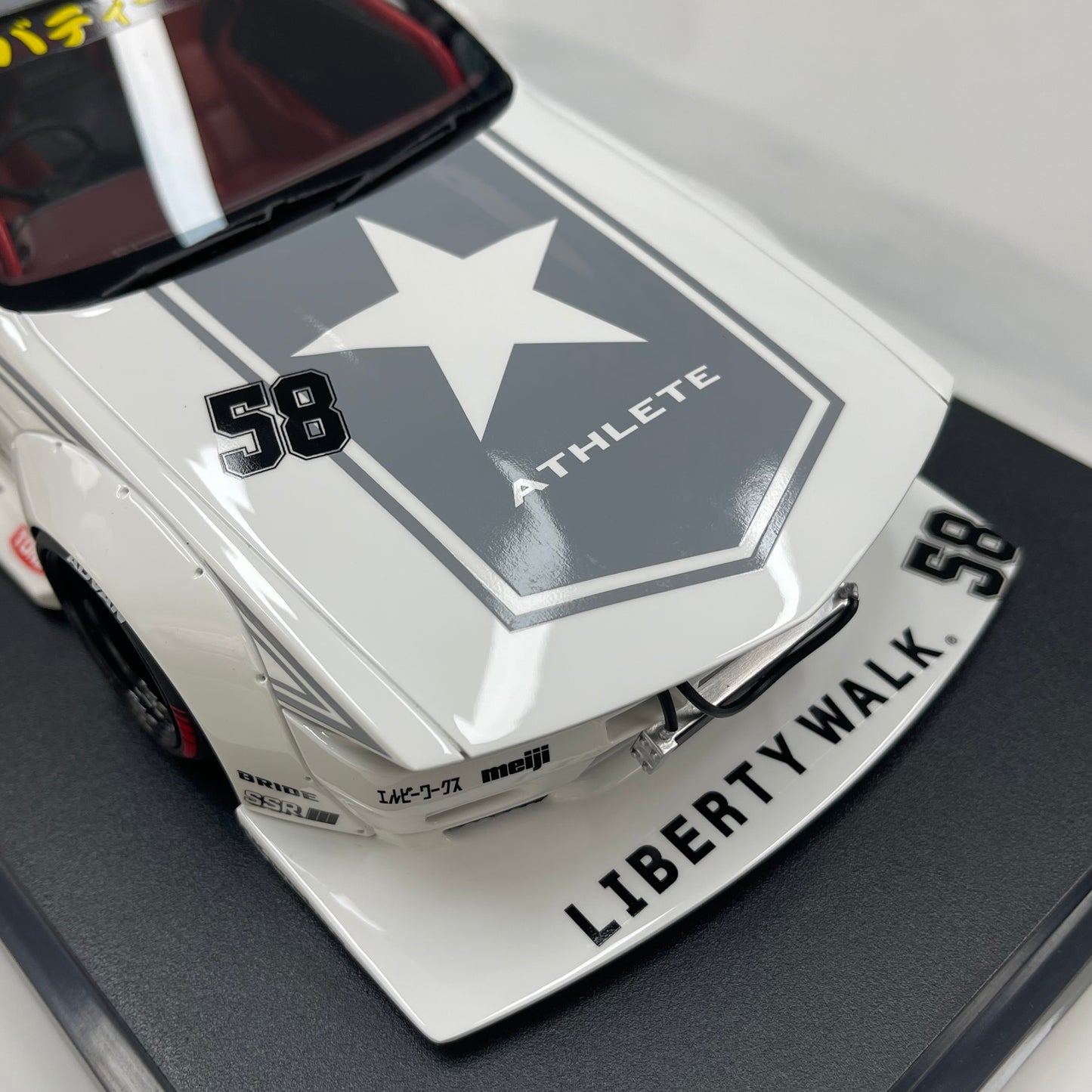TOPSPEED 1/18 Nissan GT-R R32 Kaido Works TAS 2025 White TS0695