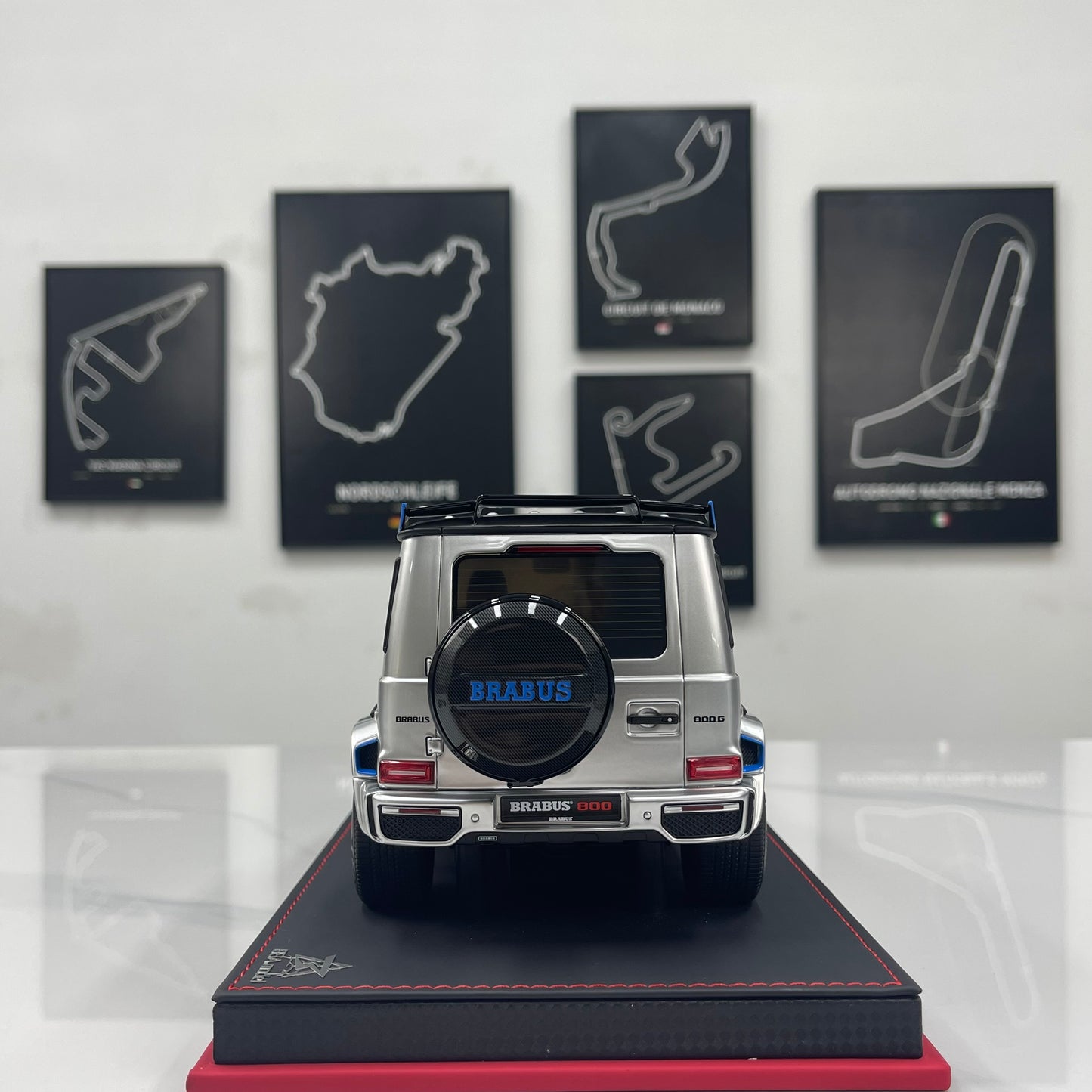 BBA Model 1/18 Brabus G800 Tungsten Silver BBA085