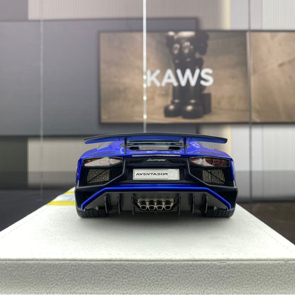 MAKE UP 1/18 Lamborghini Aventador LP750-4 SV limited edition car model