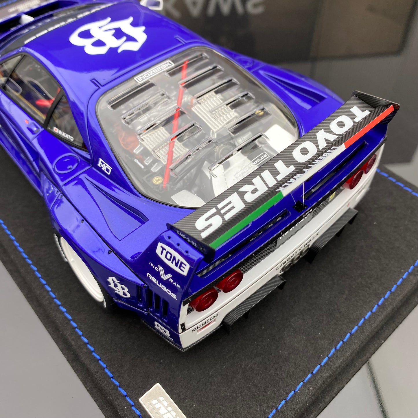 INNO 1/18 Ferrari LBWK F40 White Tokyo Auto Salon 2024 simulation car model ornaments