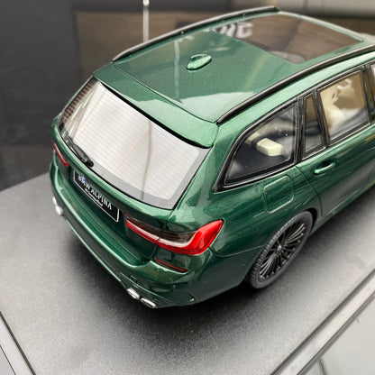 BMW Alpina B3 Touring Green, modelo de simulación GT Spirit 1/18