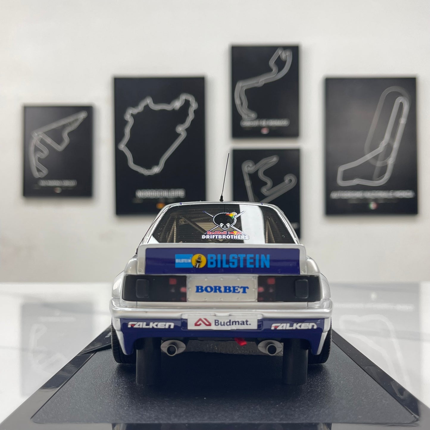 OTTO 1/18 BMW E30 V8 Drift – Purple Livery (OT486)
