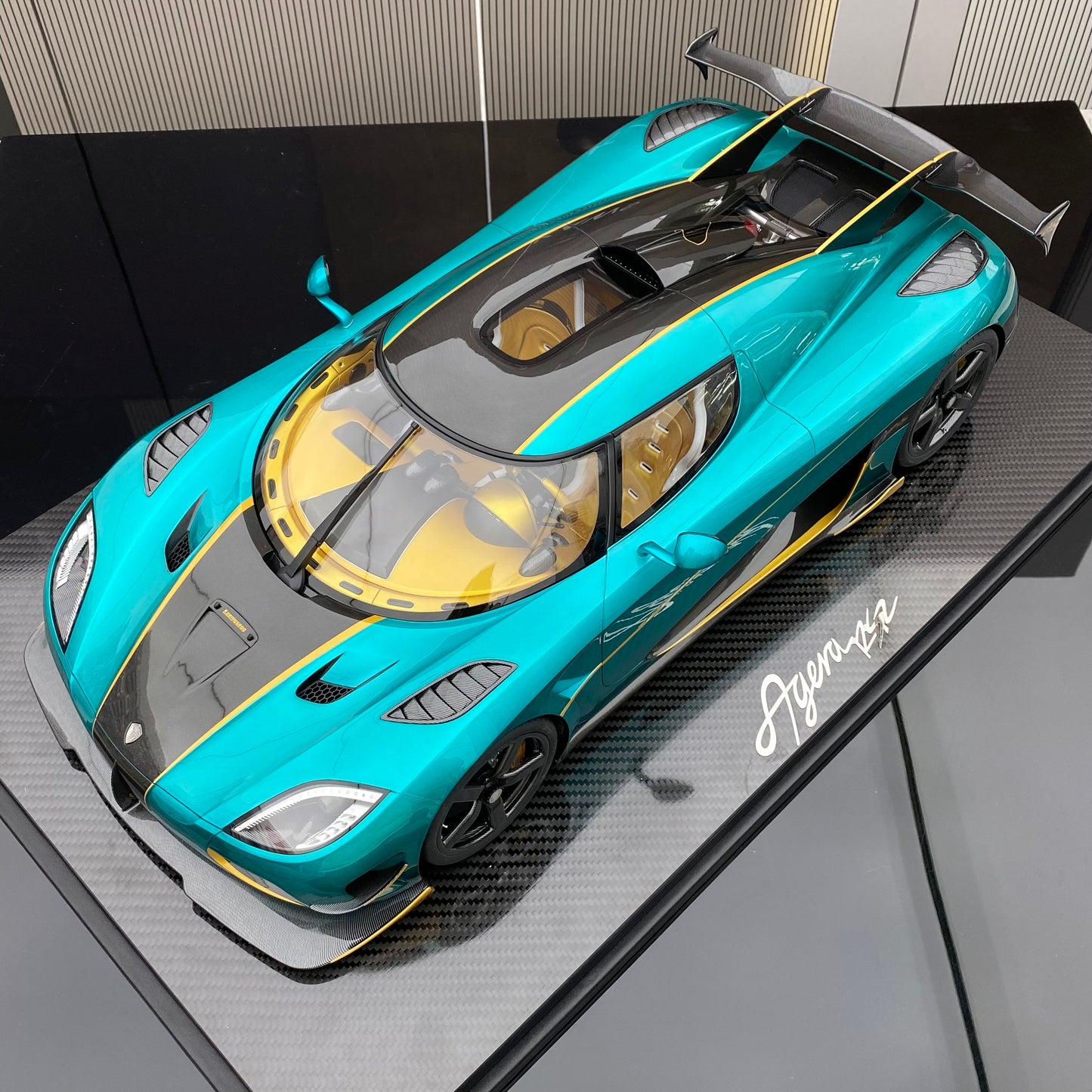 FRONTIART FA 1/8 Koenigsegg Agera RSR Ocean Blue Limited Edition Car Model Ornament
