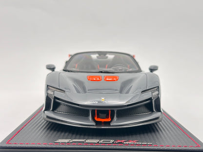 MR 1/18 Ferrari SF90 XX Stradale Nardò Gray Limited Edition Car Model FE042SE2