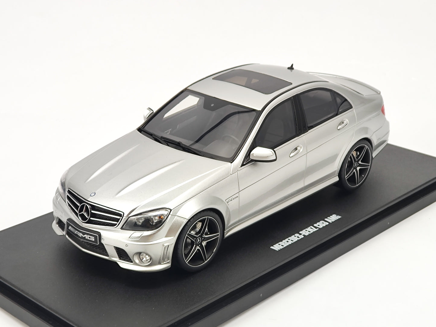 GT SPIRIT 1/18 Mercedes-Benz C63 Simulation Model Car Ornaments