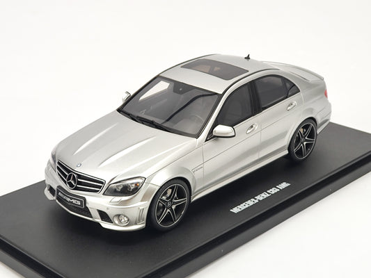 GT SPIRIT 1/18 Mercedes-Benz C63 Simulation Model Car Ornaments