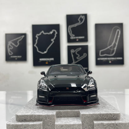 MOTORHELIX 1/18 Nissan GT-R NISMO (R35) Special Edition 2022 – Meteor Flake Black (MH379)