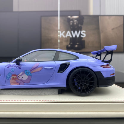 Vehículo Art1/18 Porsche 911 GT2RS Weissach Modelo de paquete
