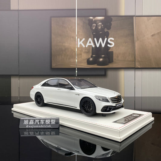 VEHICLE Art 1/18 Mercedes-Benz AMG S63 white car model ornament