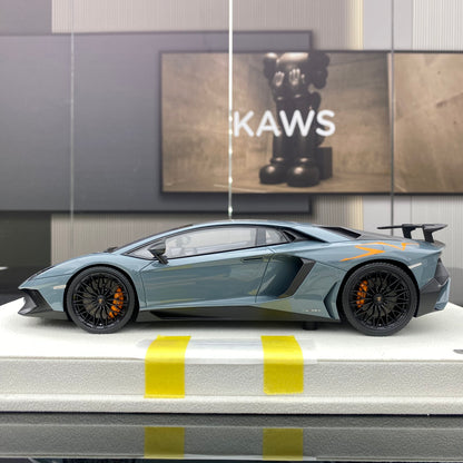MAKE UP 1/18 Lamborghini Aventador LP750-4 SV limited edition car model