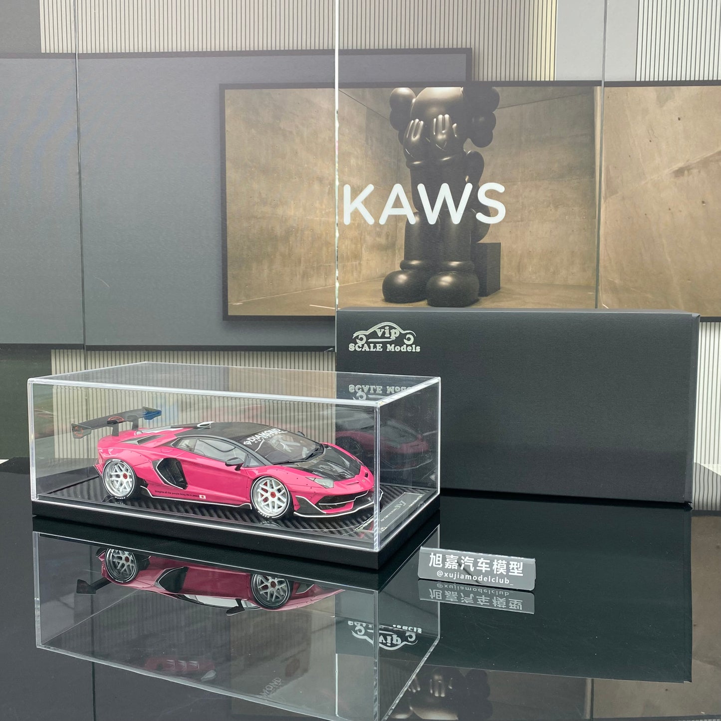 VIP 1/18 Lamborghini SVJ wide body modified car model ornament