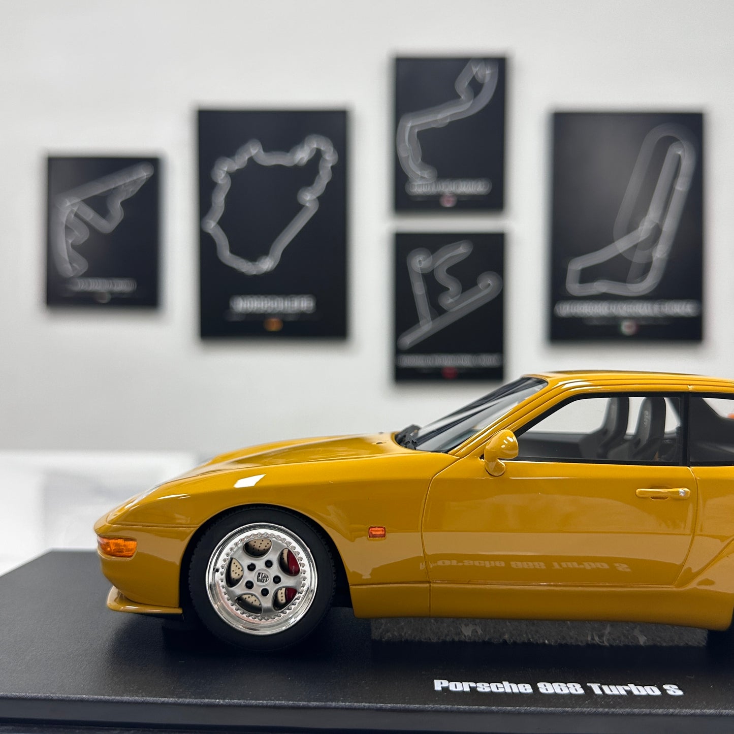 GT Spirit 1/18 Porsche 968 TURBOS Yellow GT947