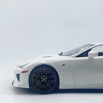 WELL 1/18 Lexus LFA white alloy simulation model car ornaments