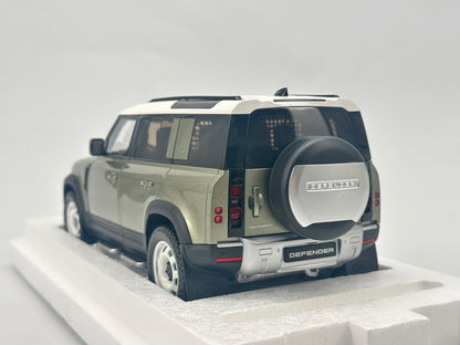 Almost Real 1/18 Land Rover DEFENDER 110 2020 Green Model Car Collectible