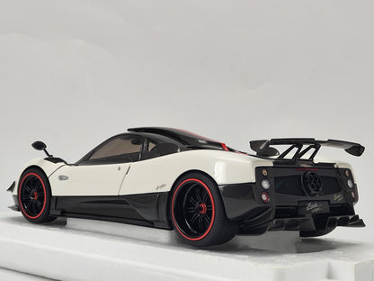 Almost Real 1/18 Pagani Zonda Cinque Diecast Model Car