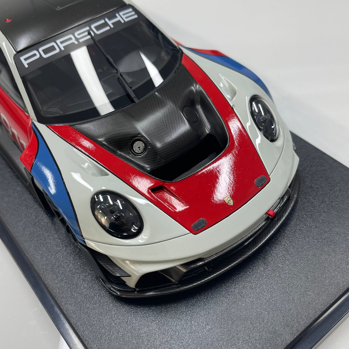 GT Spirit 1/18 Porsche 911 (992) GT3 R Rennsport White/Red Livery GT495