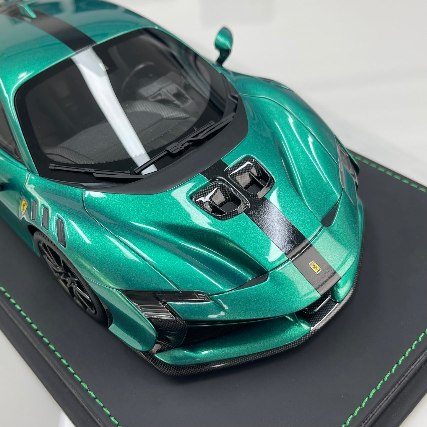 BBR 1/18 Ferrari SF90 XX Stradale – Jewel Green Metallic (P18237O)