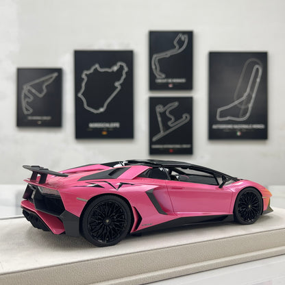 MAKEUP 1/18 Lamborghini Aventador LP750-4 SV Roadster (2015) – Pink (EML007H)