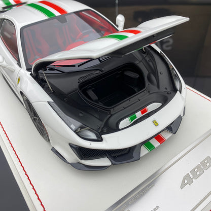 DM 1/18 Ferrari 488 pista resin fully opened fluorescent limited edition car model ornaments