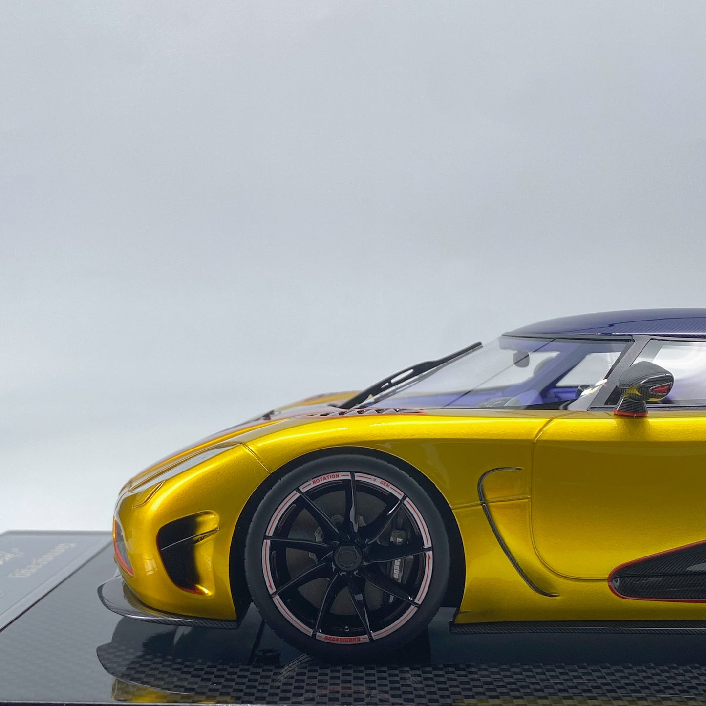 Frontiart 1/18 Koenigsegg Agera R Limited Edition Simulation Car Model Ornaments