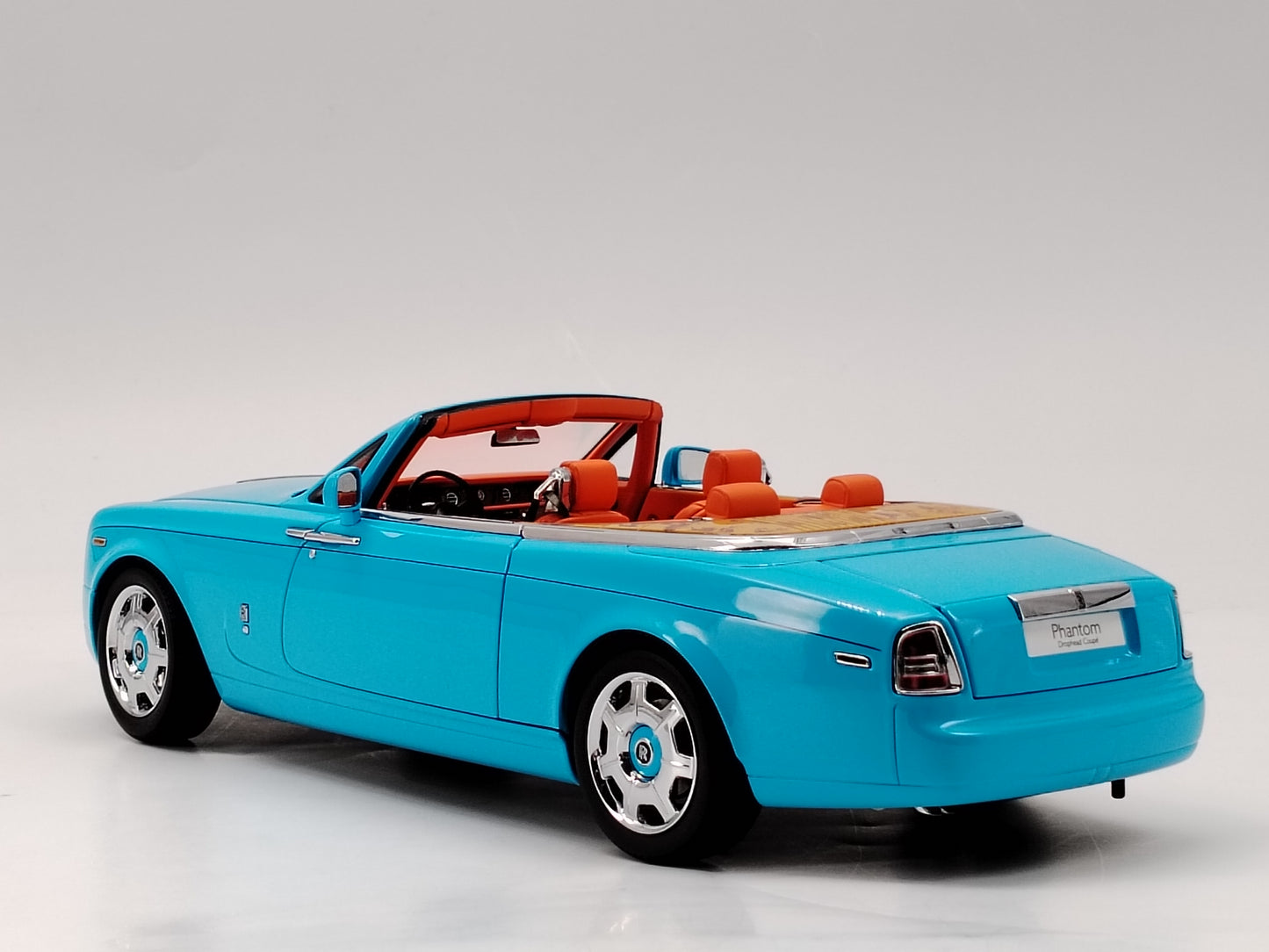 Kyosho 1/18 Rolls-Royce Phantom Drophead Coupe Light Blue Alloy Car Model