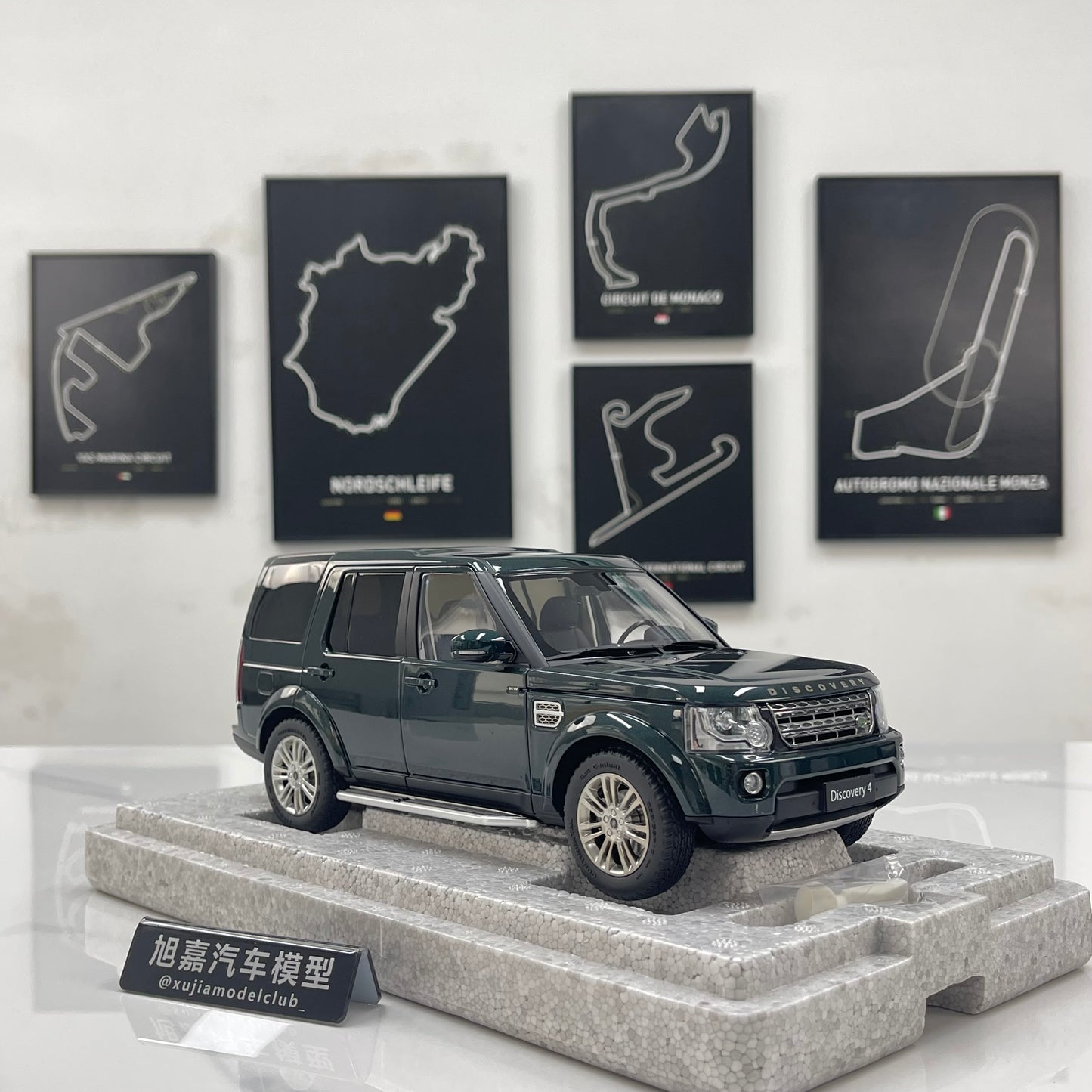 WHELART 1/18 Land Rover Discovery 4 – British Green (WH016)