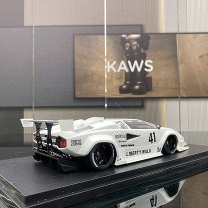 TOPSPEED 1/18 Lamborghini Countach LB-WORKS White Simulation Car Model