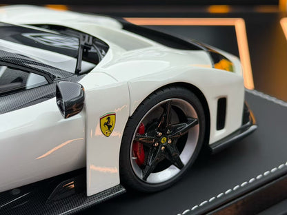 BBR 1:18 Ferrari F80 Bianco Italia 02/48 DDJ089