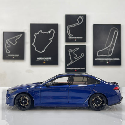 MINICHAMPS 1/18 BMW M5 2024 Metallic Blue 110023802