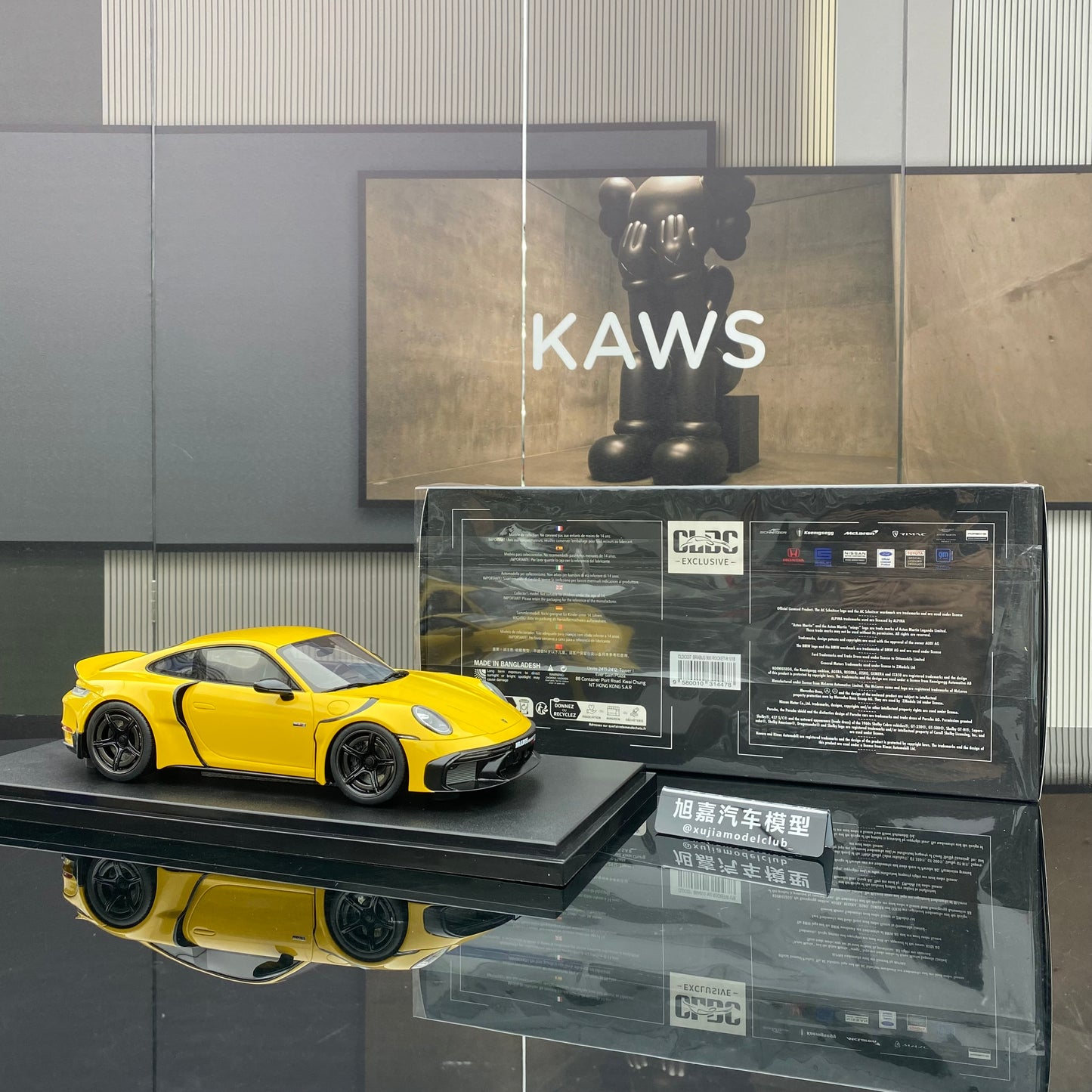GT Spirit 1/18 Porsche BRABUS 900 ROCKET-R Yellow Simulation Car Model