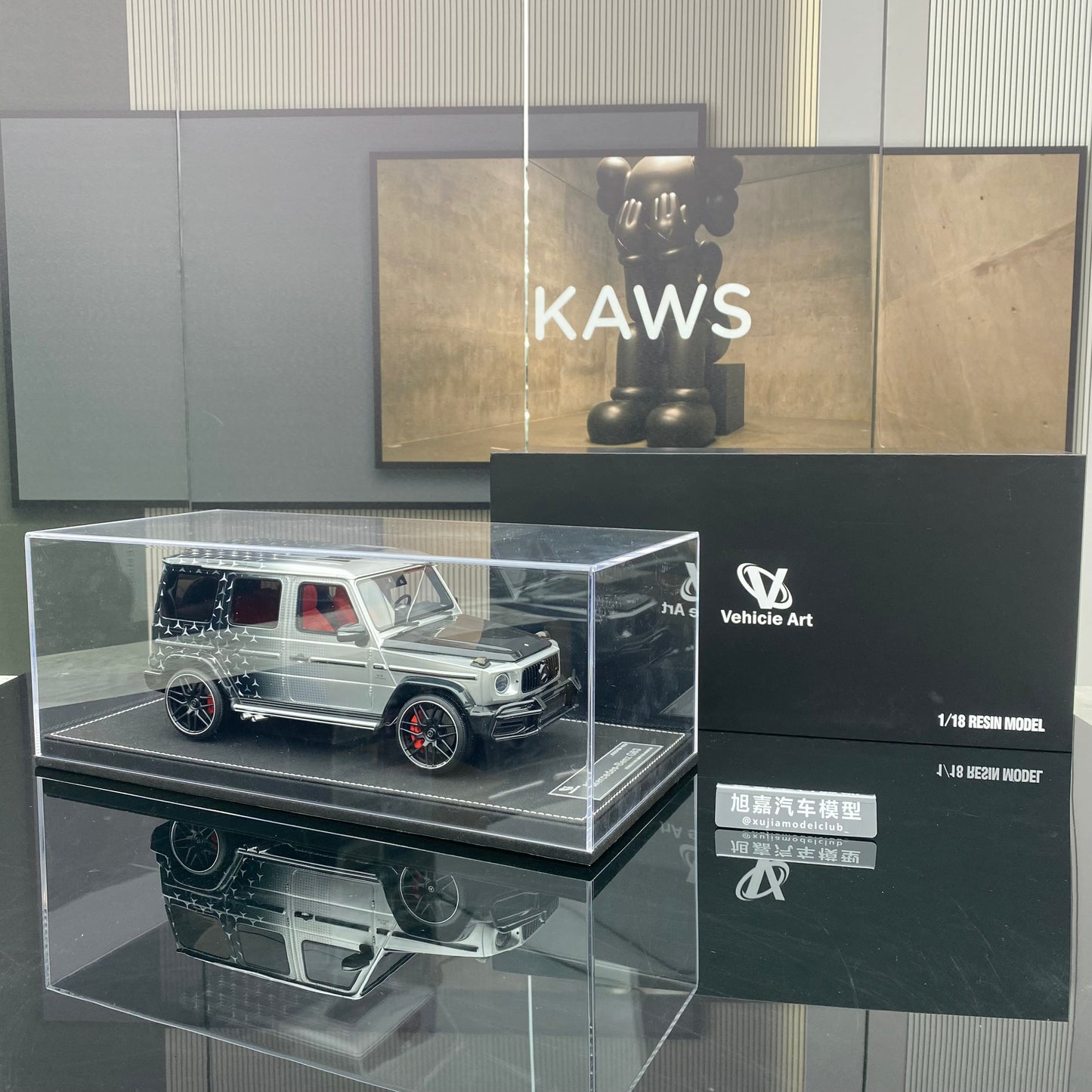 Vehicle Art 1/18 Mercedes-Benz AMG G63 Star Painting Resin Simulation Car Model Collection