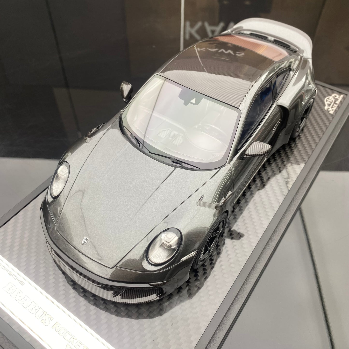 VIP 1/18  Porsche Porsche 911 Brabus Rocket 900R modified version simulation car model