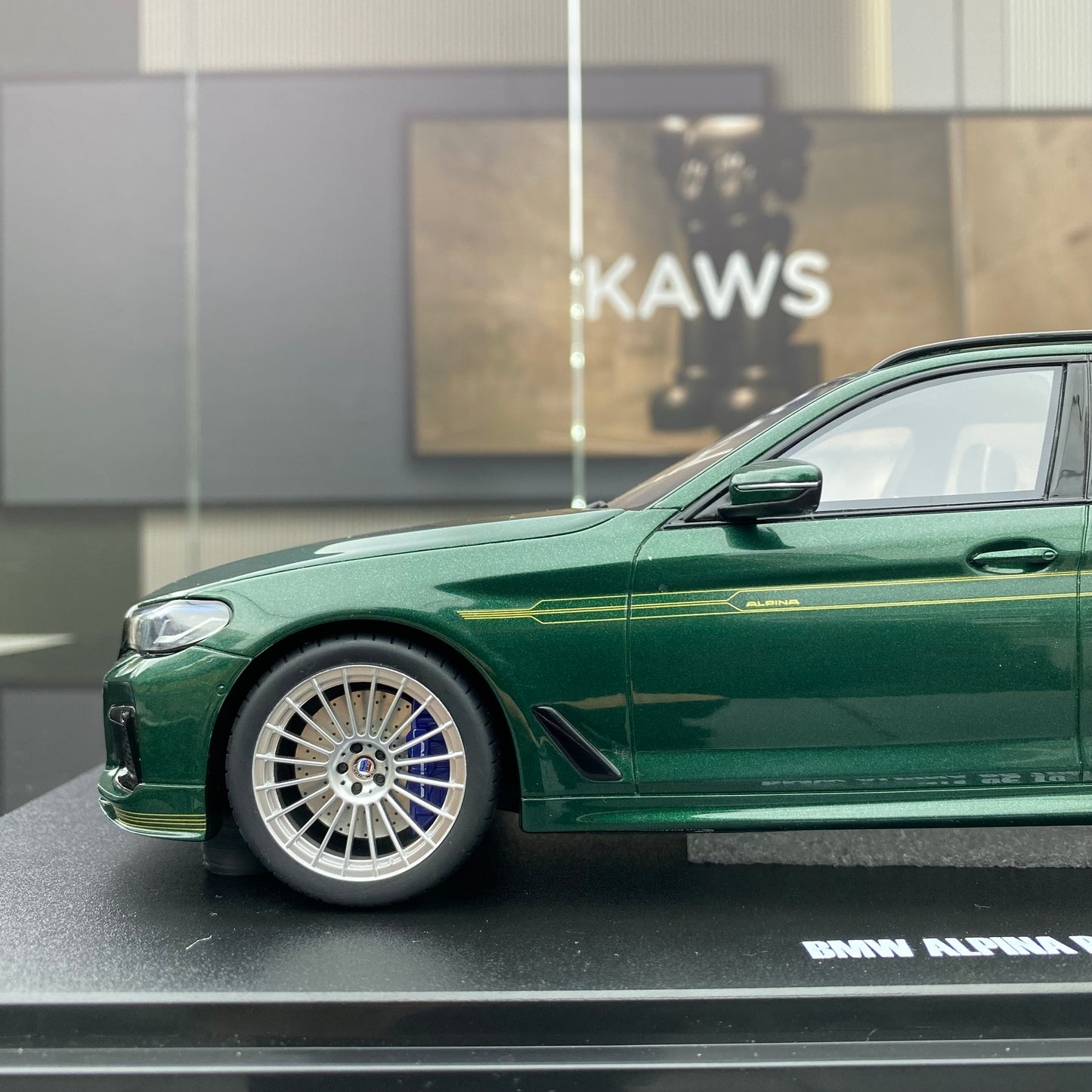 GT Spirit 1/18 BMW ALPINA B5 TOURING Green Simulation Car Model Ornament