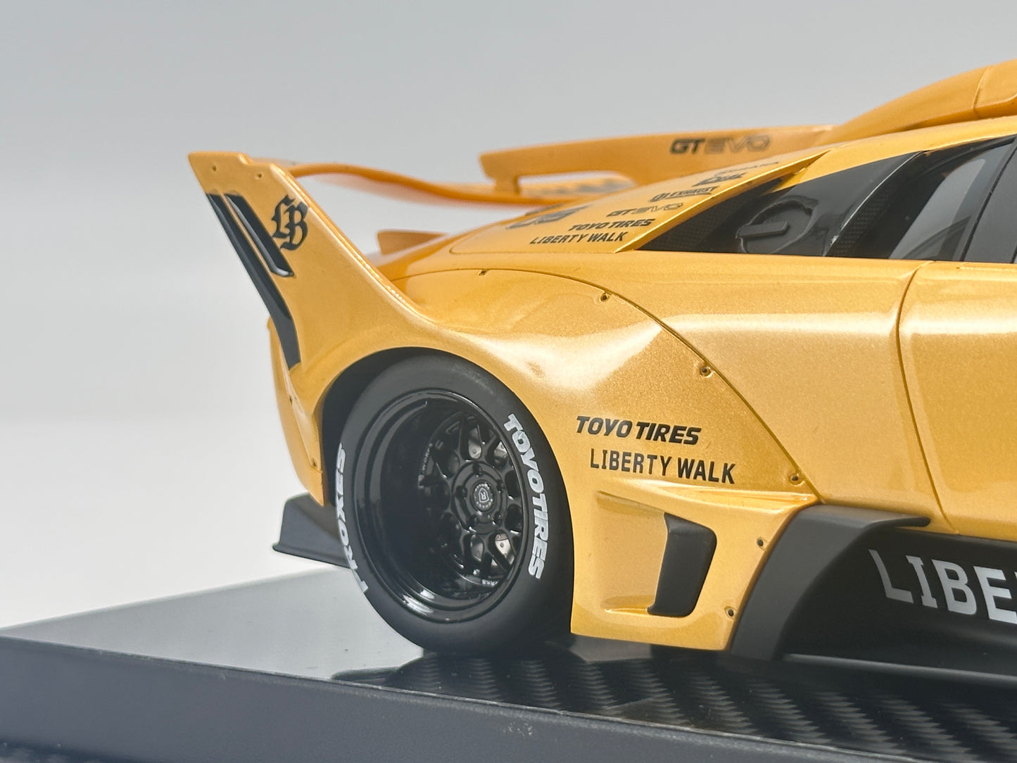 VIP 1/18 Lamborghini Murcielago GT EVO Pearl Yellow Resin Model Car VIP170