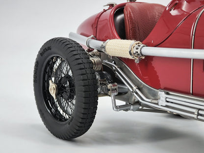 CMC 1/18 Alfa Romeo P3 Caracciola #40 Red Alloy Car Model M228