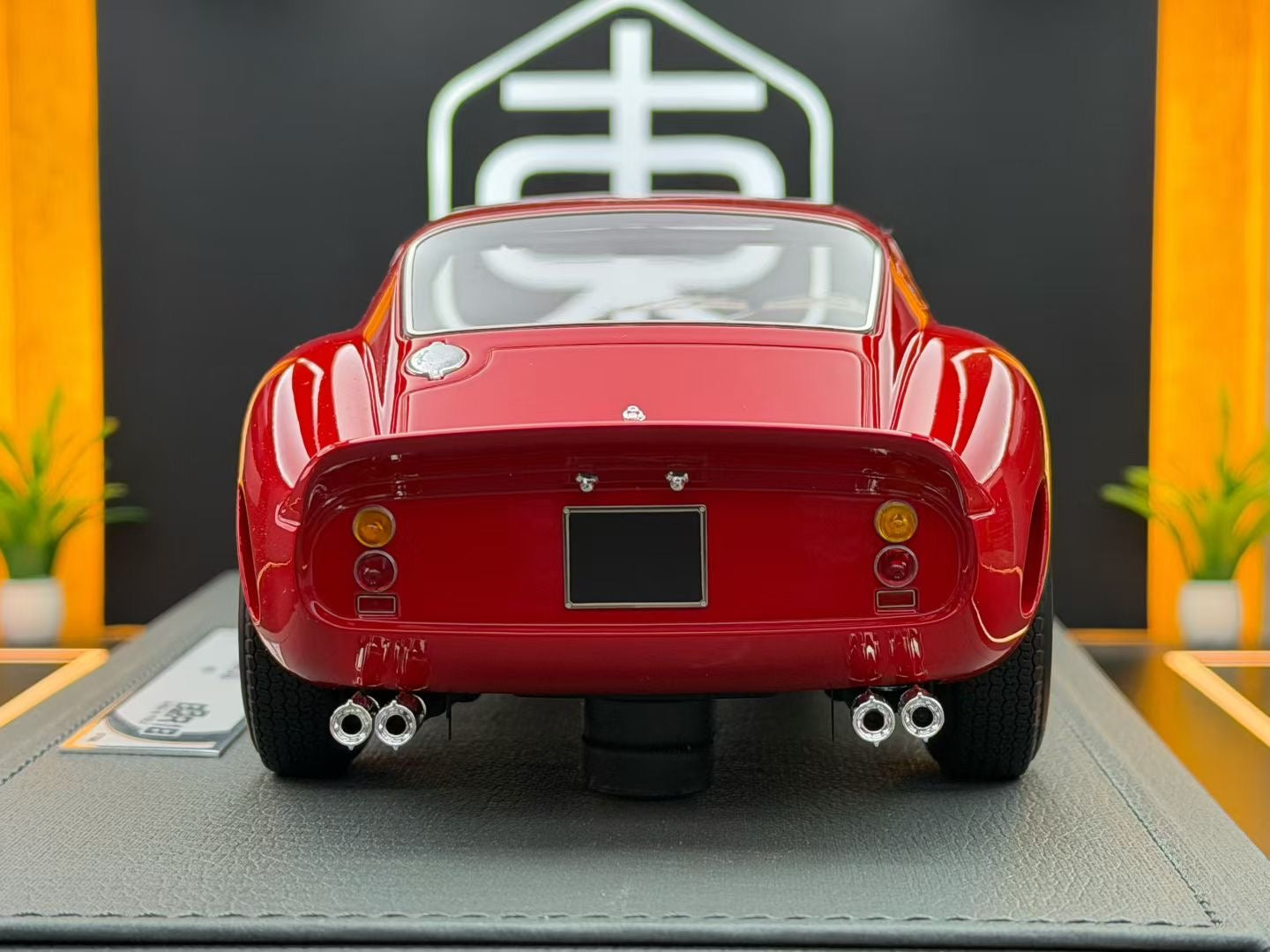 BBR 1:18 Ferrari 250 GTO Red 071/300 DDJ073