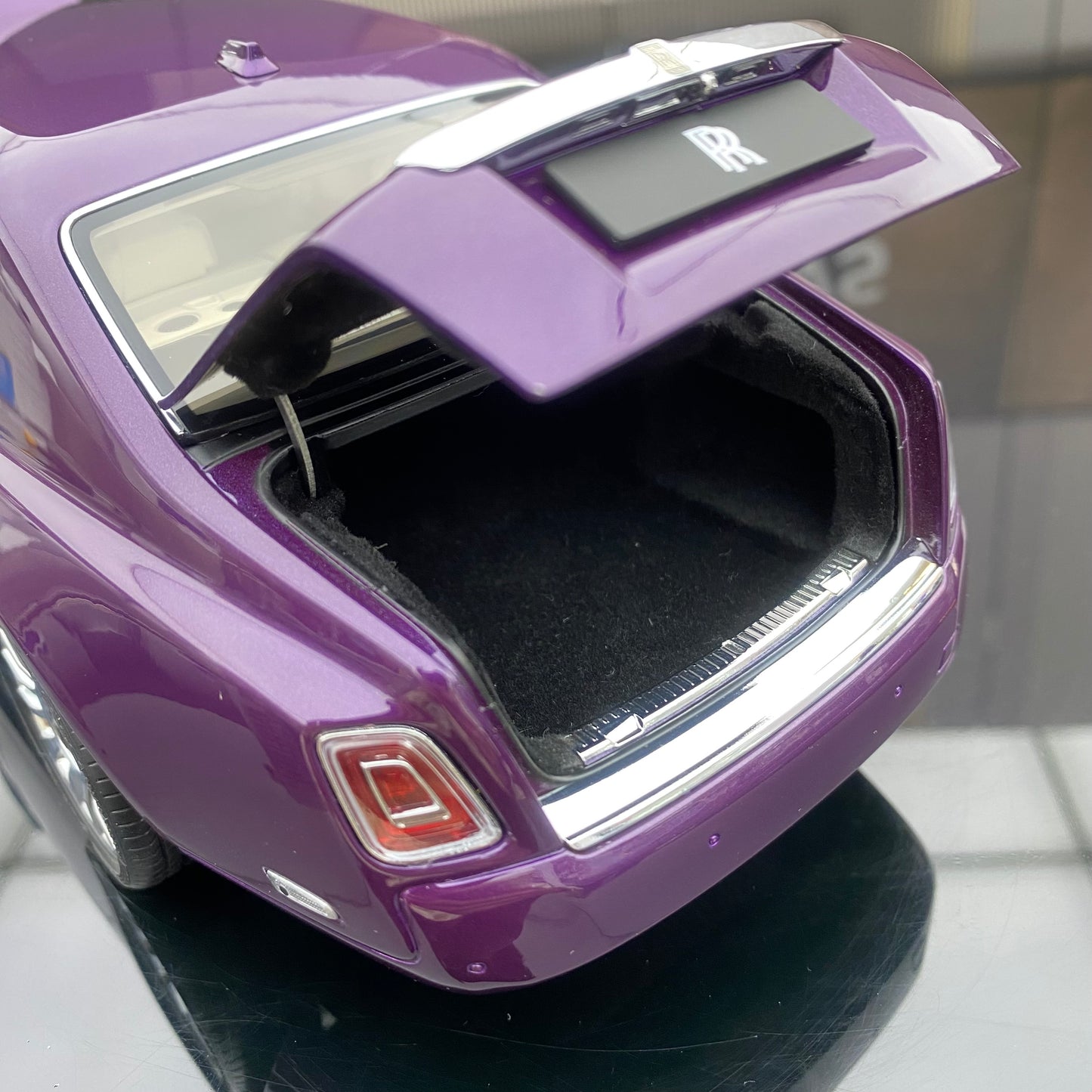 ZP 1/18 Rolls-Royce Phantom Pearlescent Purple Alloy Fully Open Simulation Car Model